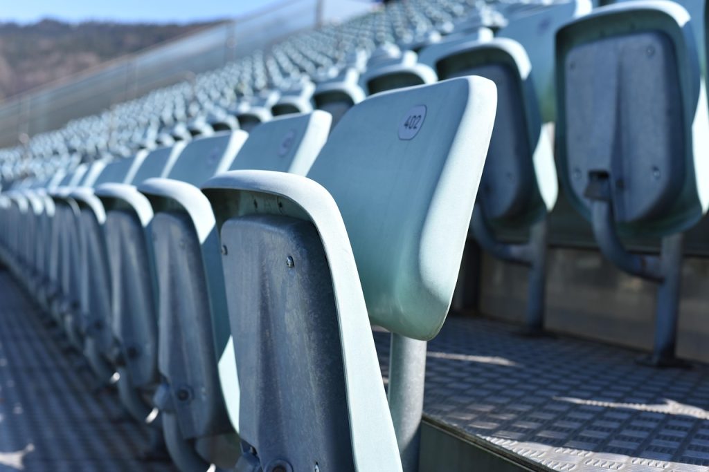 Inspection et vérification des tribunes éphémères : quelles sont les obligations ?